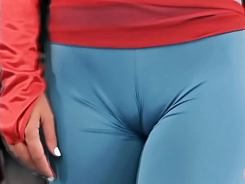 Marvelous Stunner Big Hooters Obese Booty Marvelous Cameltoe Gash in Tight Spandex