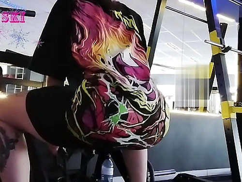 alternative nymph spreading at the gym